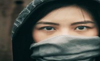 女性五个智能螨虫在哪里?