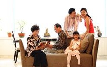 一起幸福团聚的梦,梦见父母、兄弟姐妹和亲戚欢聚一堂,感受无尽温馨与幸福