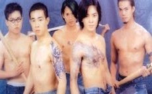 我做了一个梦,梦见自己在打自己的兄弟,让我感到内疚和困扰