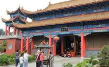 在神秘的梦境中,遇到烧香祷告的人,探寻惊人启示的故事