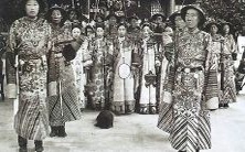 在梦中经历太监身份:一段滑稽而又神秘的梦境分享