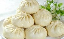 在梦境中见到黑色洪水席卷而来的情景