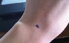 男子中年失偶,其手相还能揭示哪些秘密?