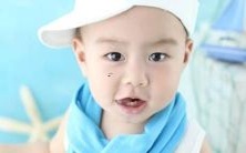 最适合宝宝的、让人心生怜爱的、富有童真美感的名称建议:具有稚气的、可爱动人的名字!