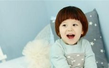 荡,沐浴阳光,迎接朝霞:醒来,用音乐诠释那快乐的海上漂荡之感!