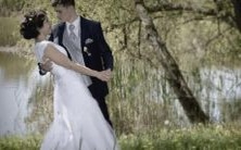 与其他星座配对的综合打分查询,详细分析狮子座与各星座之间的关系特点,提供有价值的恋爱建议和情感指导