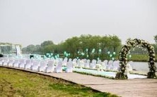 男双鱼座一区和女白羊座三区配对:探讨星座匹配性和爱情关系的可能性与挑战