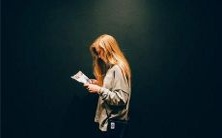 天生具备桃花相的人有哪些特征和特点?