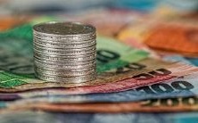 究竟代表着何种寓意?探讨“梦见丧事来了很多人”的文化解读与心理学解析