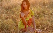 男性手背上的痣揭示:是否具备繁荣昌盛的职场先天优势?