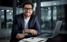 探究女性痣相特征,揭示痣对命运的影响:从个性、婚姻到职场选拔等全方位解读女性痣相