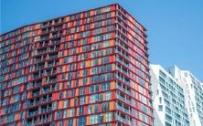 究竟梦见巨大的潜水艇意味着什么?深入探讨梦境的隐喻和象征意义!