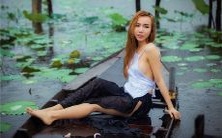 手掌上的感情线如何影响我们的情感生活:短线、长线还是成一条直线?