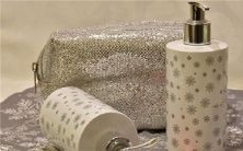 做梦梦见自己遭遇车祸,想要了解潜在含义和暗示的可能性有哪些?