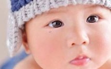 在阳光明媚的天气里寻觅,你是否在寻找一个充满活力、清新自然的女孩名字?