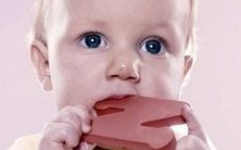 探寻姓彭女孩漂亮优美的名字:寻找最适合的名字选择