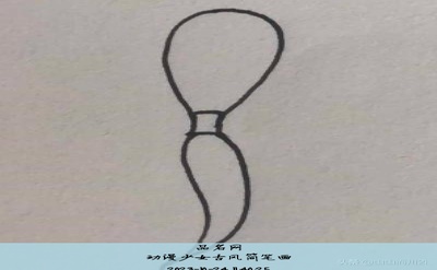 动漫少女古风简笔画