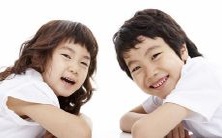 进入梦境中的情景，偶然相遇的堂兄堂妹，唤起了你无限深情的回忆与思考！