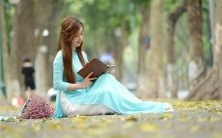 手相解读：中指下方横线代表什么意思？探究手纹突现的线条与命运的关联